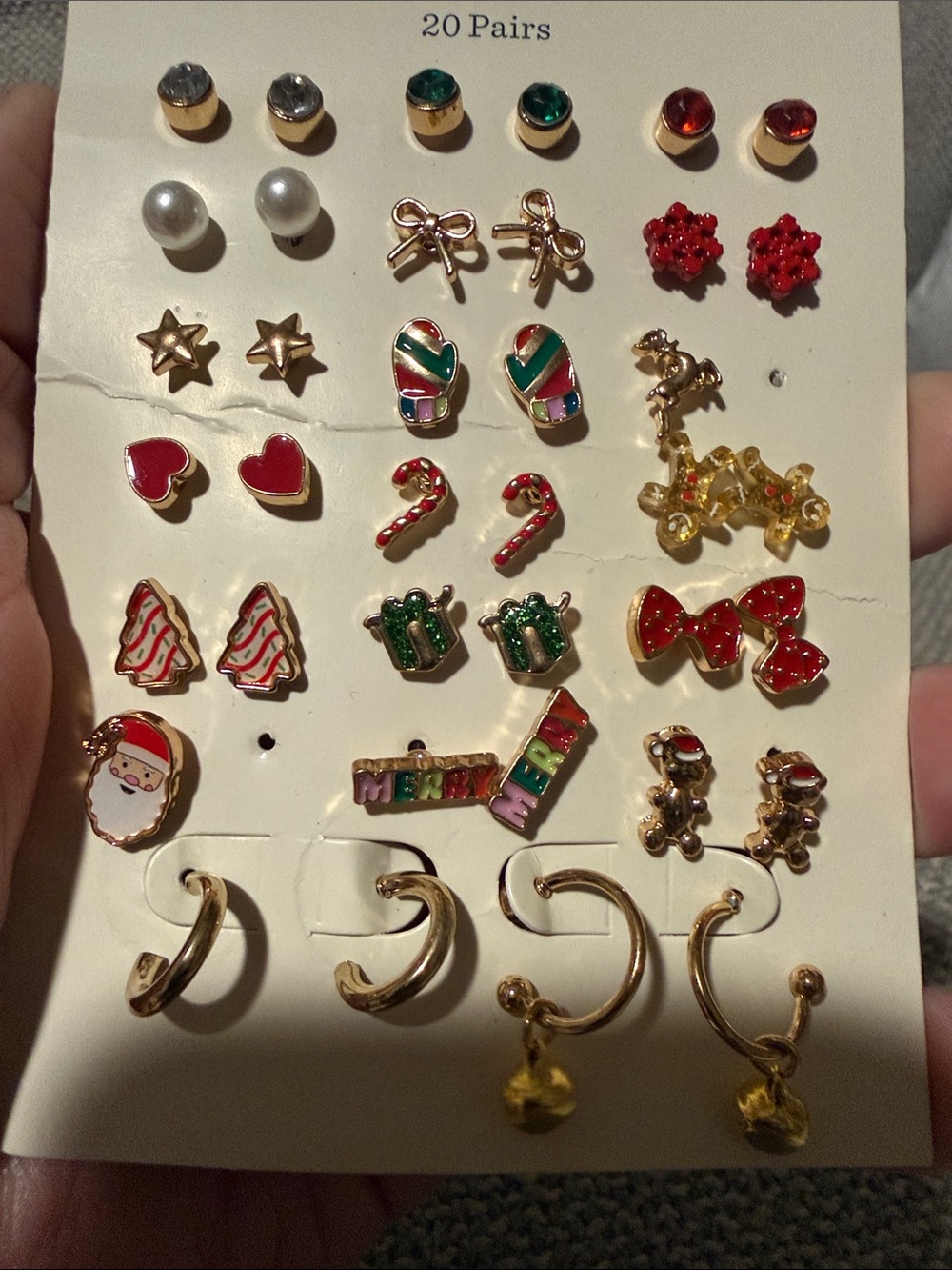 5/$25 Christmas Studs New